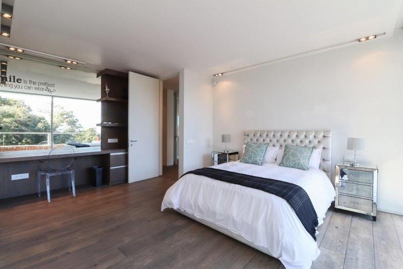 6 Bedroom Property for Sale in Camps Bay Western Cape